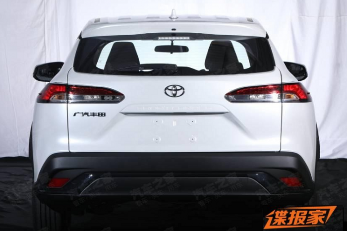 ‘Anh em sinh đôi’ của Toyota Corolla Cross lộ diện, thiết kế đẹp long lanh làm Kia Seltos lác mắt ảnh 3