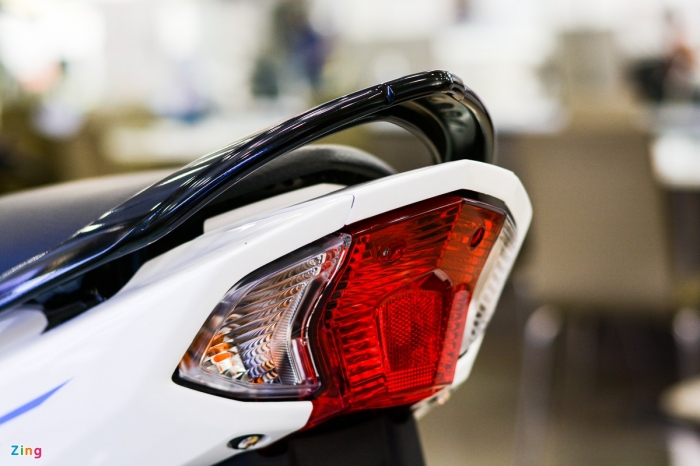 Yamaha Sirius 2021 đổ bộ đại lý: Thiết kế mê hoặc khách Việt, giá khiến Honda Wave Alpha choáng váng ảnh 12