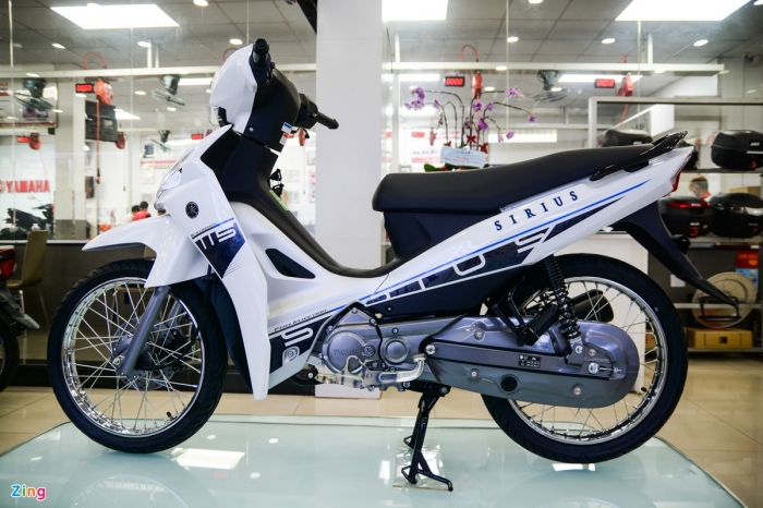 Yamaha Sirius 2021 đổ bộ đại lý: Thiết kế mê hoặc khách Việt, giá khiến Honda Wave Alpha choáng váng ảnh 2