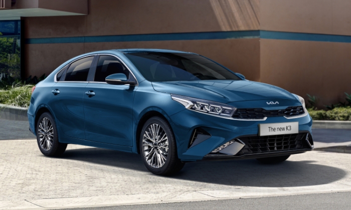 Giá lăn bánh Kia K3 rẻ giật mình, dồn Toyota Corolla Altis và Hyundai Elantra vào thế khó ảnh 1