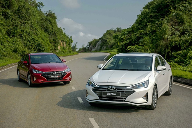 Kia K3 và Toyota Corolla Altis sững sờ vì giá lăn bánh Hyundai Elantra tháng 8/2022 siêu hấp dẫn ảnh 3