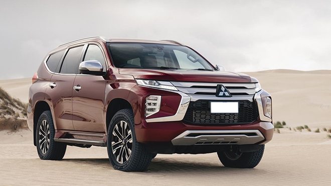 Giá lăn bánh Mitsubishi Pajero Sport tháng 4/2022: Đe nẹt cả Toyota Fortuner và Hyundai Santa Fe ảnh 3