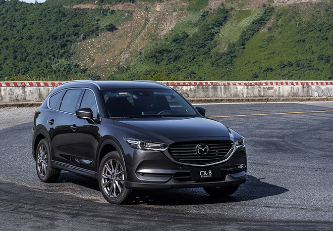 Giá lăn bánh Mazda CX-8 tháng 2/2022: Hấp dẫn khó cưỡng, đe doạ Toyota Fortuner và Hyundai Santa Fe ảnh 4