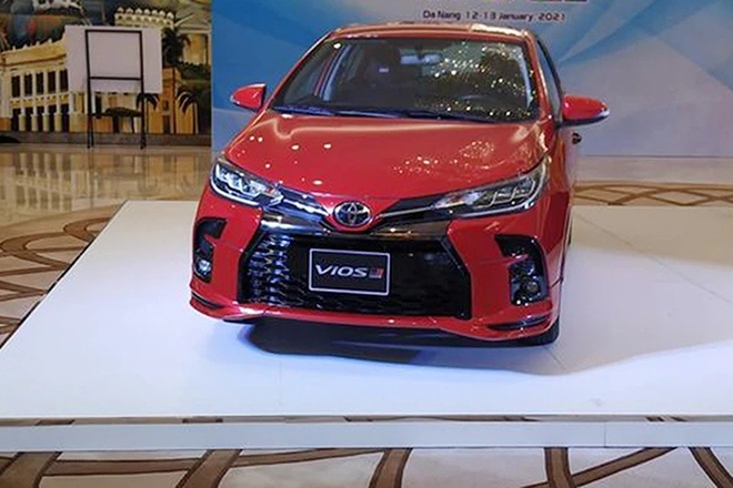 Toyota Vios 2021 lộ ảnh thực tế tại Việt Nam, khiến Hyundai Accent và Honda City đứng ngồi không yên ảnh 1