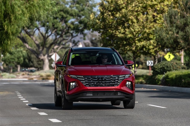 Hyundai Tucson 2022 ra mắt với giá chỉ 572 triệu đồng, khiến Honda CR-V và Mazda CX-5 choáng váng ảnh 11