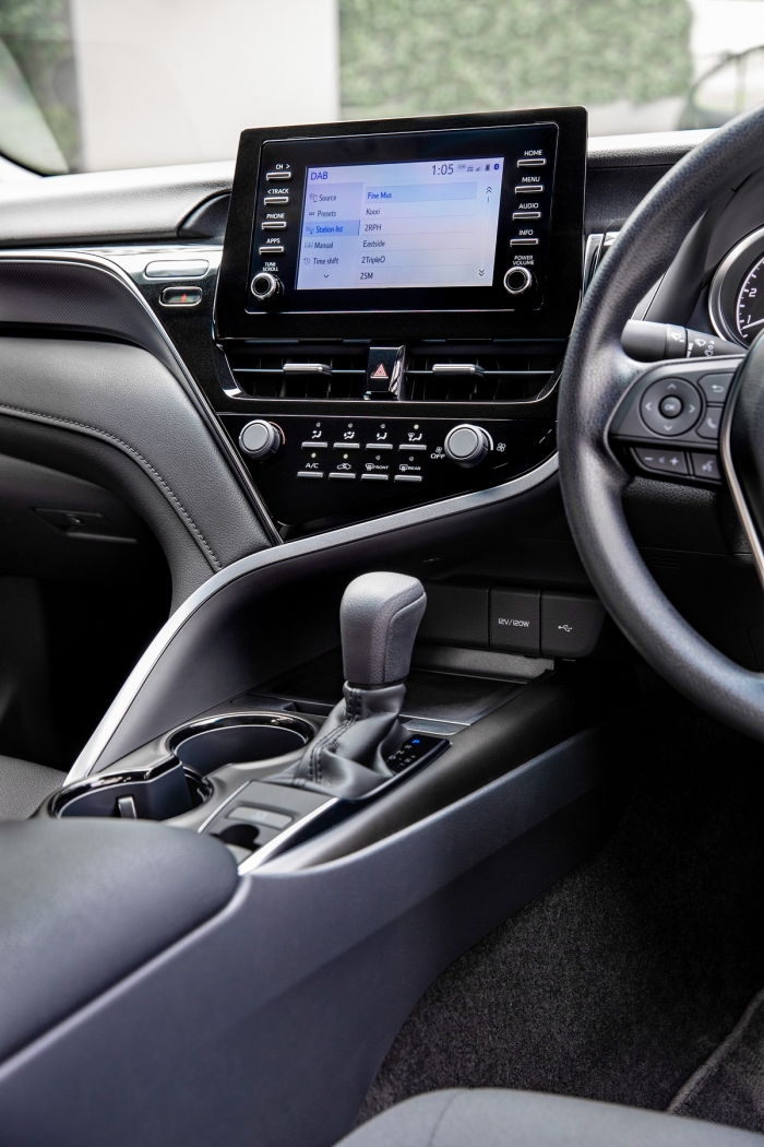 &lsquo;Đ&agrave;n anh&rsquo; của Toyota Vios tr&igrave;nh l&agrave;ng bản mới &lsquo;hạ gục&rsquo; Mazda6 v&agrave; Honda Accord bằng mức gi&aacute; si&ecirc;u rẻ ảnh 7