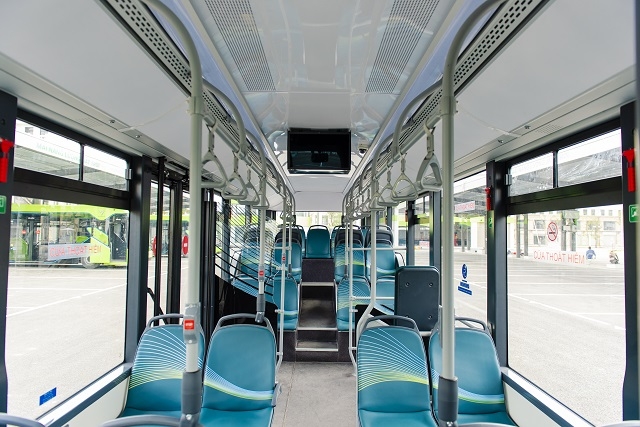 Xe buýt điện VinBus chính thức được vận hành, bước ngoặt cho giao thông công cộng ảnh 9