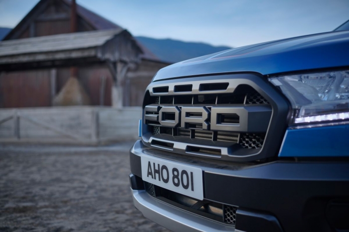 Ford Ranger Raptor trình làng phiên bản mới: Thiết kế đẹp mê hồn, công nghệ xịn sò miễn chê ảnh 4