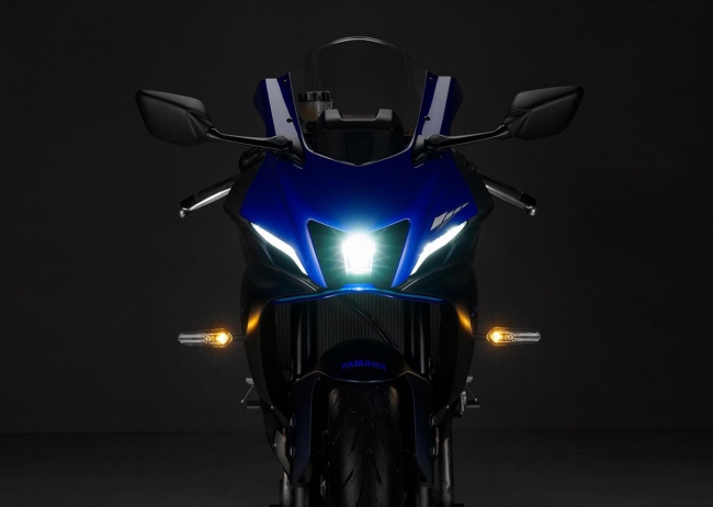 Tin xe hot 19/5: Chi tiết kẻ hủy diệt Honda SH 125i: Rẻ hơn hẳn 10 triệu, diện mạo đẹp m&ecirc; ly ảnh 2