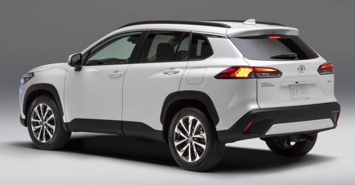 Toyota Corolla Cross 2022 chính thức trình làng, giá dự kiến siêu rẻ khiến KIA Seltos ‘sợ vỡ mật’ ảnh 2