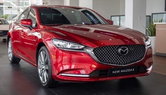 VinFast Lux A2.0 đè bẹp Toyota Camry và Mazda6, khẳng định vị thế đáng tự hào của xe Việt ảnh 3