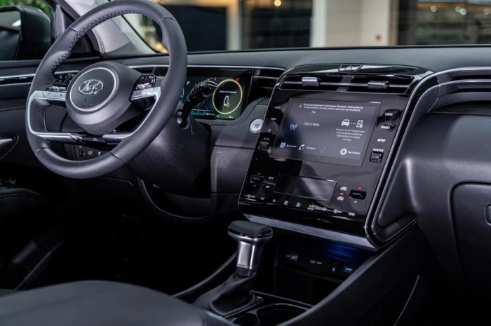 Hyundai Tucson thế hệ mới ra mắt: Thiết kế làm lu mờ Mazda CX-5, trang bị đè bẹp Honda CR-V ảnh 3