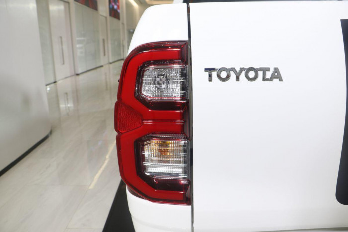 Cận cảnh ‘Quái thú’ bán tải của Toyota vừa ra mắt: Giá 435 triệu đồng, diện mạo lấn át Ford Ranger ảnh 10