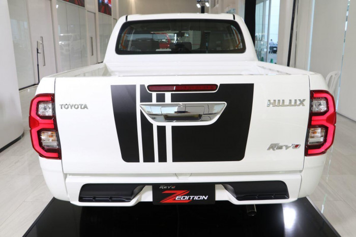 Cận cảnh ‘Quái thú’ bán tải của Toyota vừa ra mắt: Giá 435 triệu đồng, diện mạo lấn át Ford Ranger ảnh 15