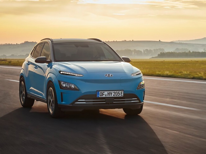 Hyundai Kona giảm giá sốc 75 triệu đồng, khiến KIA Seltos và Toyota Corolla Cross 'xây xẩm mặt mày' ảnh 3