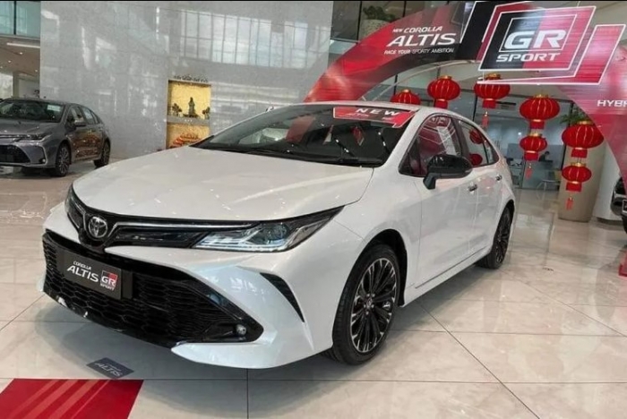 Toyota Corolla Altis phiên bản thể thao mới sắp công phá thị trường Việt Nam, quyết chiến Kia K3 ảnh 1