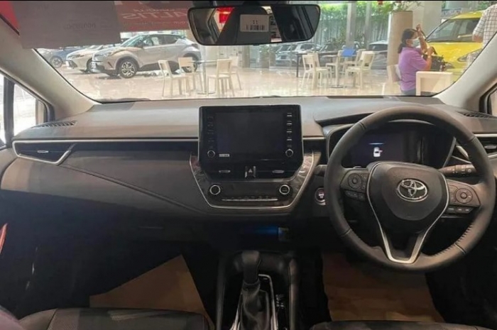 Toyota Corolla Altis phiên bản thể thao mới sắp công phá thị trường Việt Nam, quyết chiến Kia K3 ảnh 5