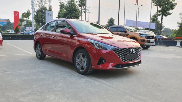 Giá lăn bánh Hyundai Accent hấp dẫn trong tháng 10/2022, so kè Toyota Vios ảnh 4