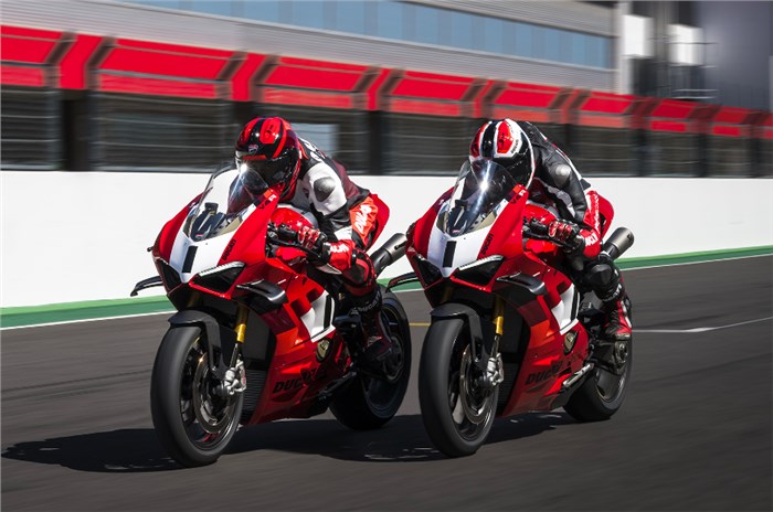 Ducati Panigale V4 R 2023 ra mắt: Thiết kế mãn nhãn, sức mạnh đáng gờm ảnh 2