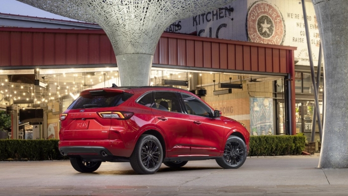 Ford Escape 2023 ra mắt: Giá từ 628 triệu đồng, trang bị áp đảo Mazda CX-5 ảnh 3