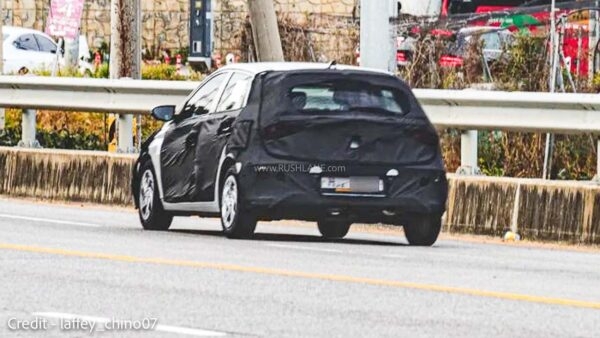 Hyundai i20 Facelift 2023 lần đầu lộ ảnh chạy thử nghiệm ảnh 2