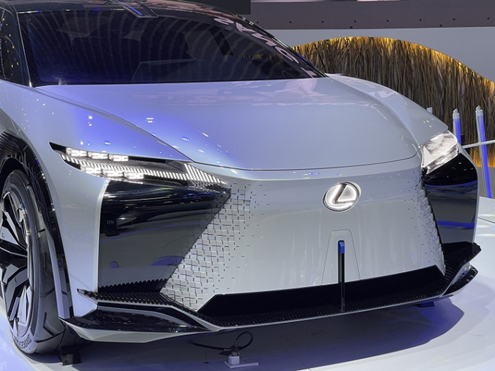 Lexus LF-Z Electrified lần đầu được giới thiệu tại Việt Nam ảnh 3