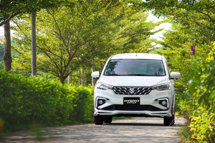 Suzuki Ertiga Hybrid nhận ưu đãi cực khủng, quyết tâm lật đổ ngôi vương của Mitsubishi Xpander ảnh 3