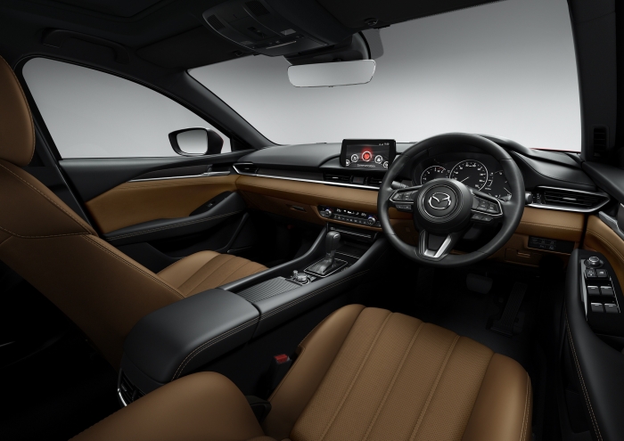 Mazda6 phiên bản mới ra mắt với giá siêu rẻ, thiết kế tuyệt mỹ lấn lướt cả Toyota Camry và Kia K5 ảnh 2