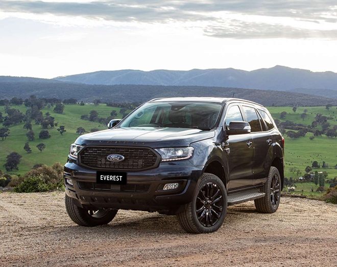 Giá lăn bánh Ford Everest tháng 4/2022: Hút khách Việt, uy hiếp Toyota Fortuner và Hyundai Santa Fe ảnh 1