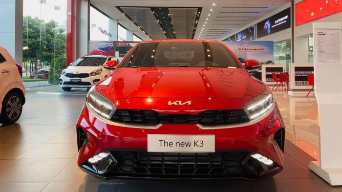 Giá lăn bánh xe Kia K3 mới nhất tháng 12/2022: Thách thức Toyota Corolla Altis và Hyundai Elantra ảnh 2