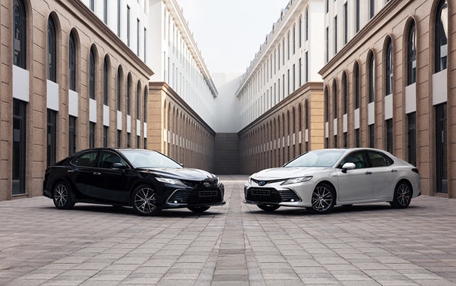 Giá xe Toyota Camry lăn bánh mới nhất tháng 10/2022: Quá hời cho khách Việt, áp đảo Kia K5 ảnh 1