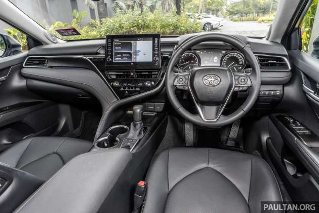 Toyota Camry 2022 trình làng với giá bán hấp dẫn: Thiết kế mới mẻ, trang bị đỉnh cao ảnh 3