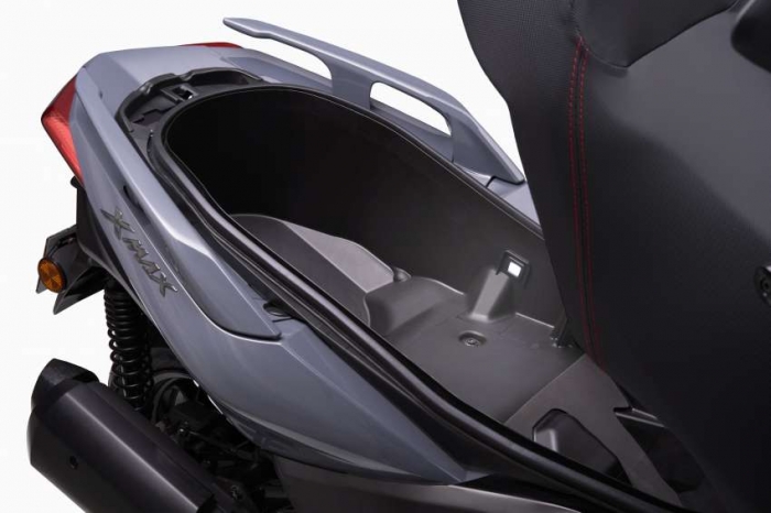 Mẫu xe đình đám của Yamaha ra mắt với giá cực hời, thiết kế và trang bị trên cơ Honda SH 150i ảnh 3