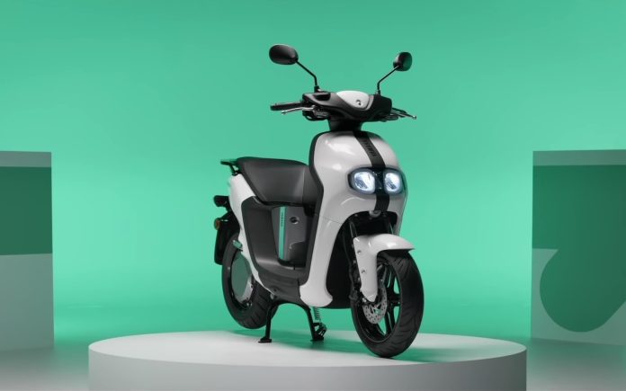 Honda Vision ‘vã mồ hôi’ vì siêu phẩm mới của Yamaha sắp ra mắt với thiết kế đẹp không góc chết ảnh 4
