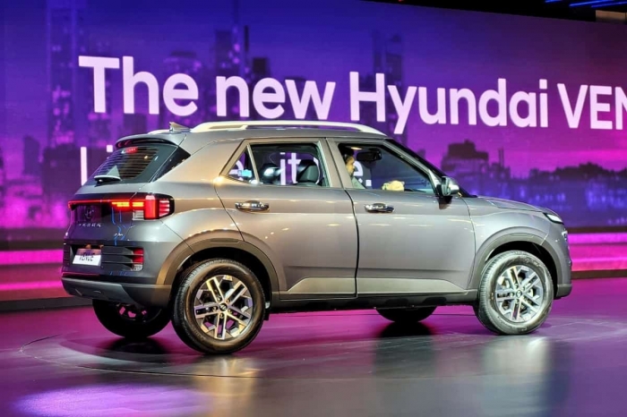Hyundai chính thức trình làng ‘Tiểu Tucson’ với giá chỉ 222 triệu đồng, quyết đè bẹp Kia Sonet ảnh 2