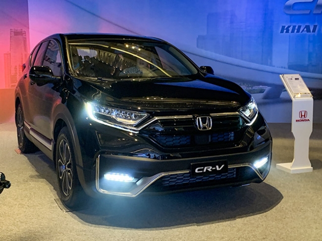 Tin xe 6/8: Giá xe Honda CR-V lăn bánh tháng 8/2022 hấp dẫn đè bẹp Hyundai Tucson và Mazda CX-5 ảnh 1