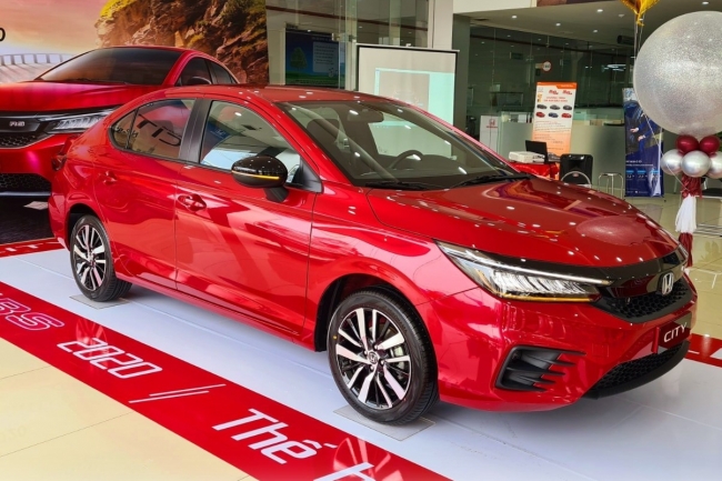 Tin xe trưa 5/9: Chi tiết mẫu xe ga giá 46 triệu đẹp lấn át Honda Lead, công nghệ hút khách Việt ảnh 4