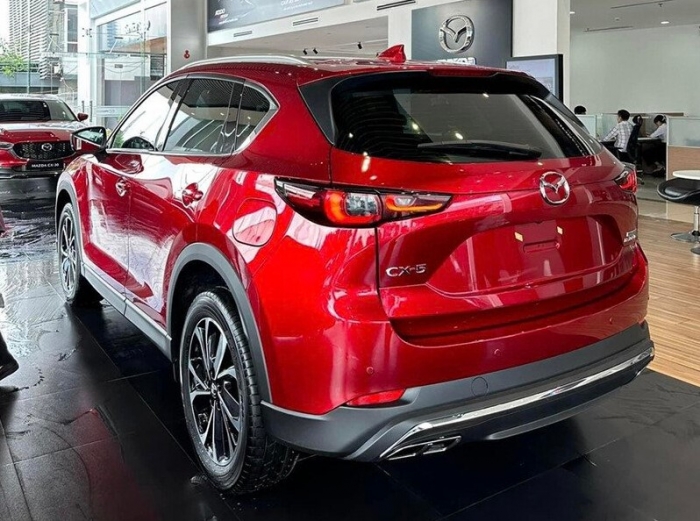 Giá xe Mazda CX-5 lăn bánh giữa tháng 12/2024: Nhận ưu đãi cực khủng, hạ knock-out Honda CR-V ảnh 3