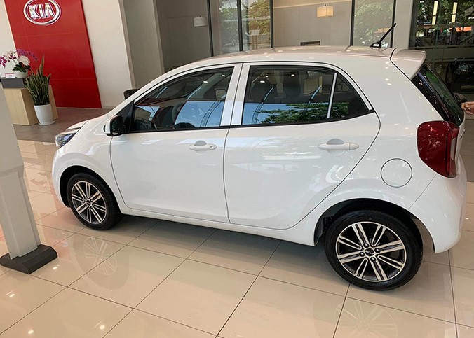 Giá lăn bánh Kia Morning mới nhất cuối tháng 12/2024: Ưu đãi cực khủng, rẻ át vía Hyundai Grand i10 ảnh 1