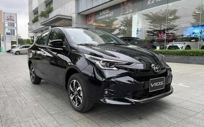 Giá xe Toyota Vios lăn bánh giữa tháng 4/2024 ‘rẻ như bèo’, lấn át Hyundai Accent và Honda City ảnh 1