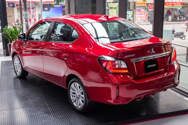 Sedan cỡ B rẻ nhất Việt Nam giảm giá cực sâu, tuyên chiến Honda City, Hyundai Accent và Toyota Vios ảnh 4