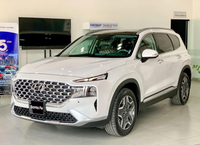 Giá lăn bánh Hyundai Santa Fe cuối tháng 7/2024 ‘siêu mềm’, đè bẹp Toyota Fortuner và Ford Everest ảnh 4