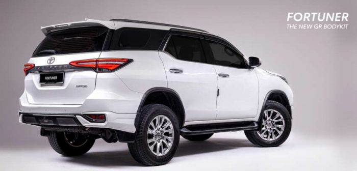 Toyota Fortuner 2024 ‘lột xác’ với diện mạo mới đậm chất thể thao, chi phí khách cần bỏ ra cực rẻ ảnh 4