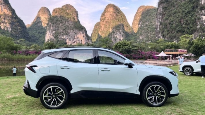 Tin xe hot 26/8: Tiết kiệm xăng hơn Honda Wave Alpha, ‘vua SUV’ hybrid ra mắt giá rẻ như Kia Morning ảnh 1