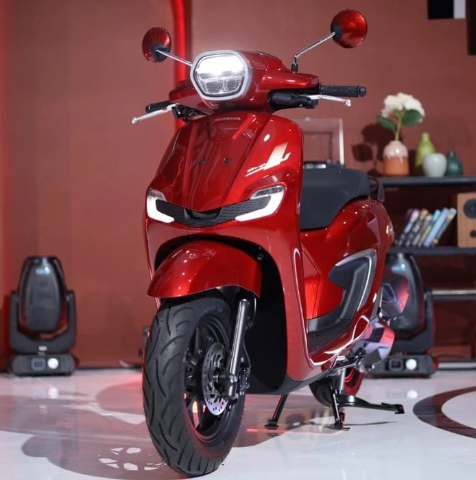 Quên SH Mode đi, ‘vua xe ga’ 160cc mới của Honda đẹp hơn SH đang giảm giá kỷ lục thu hút khách Việt ảnh 1