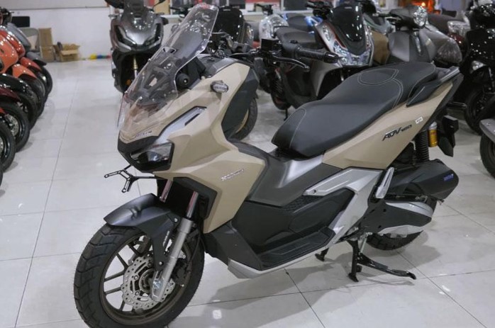 ‘Honda SH phiên bản đi phượt’ được bán tại Việt Nam với giá hấp dẫn, có động cơ 160cc và ABS 2 kênh ảnh 1