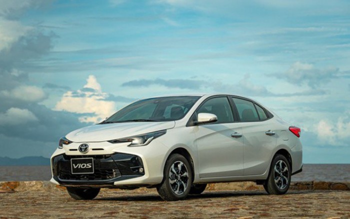 Quên Honda City và Hyundai Accent đi, khách Việt săn đón Toyota Vios vì giá lăn bánh 'rẻ như cho' ảnh 2