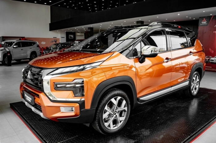 Giá lăn bánh Mitsubishi Xpander Cross mới nhất giữa tháng 1/2025: Tưng bừng ưu đãi, đã rẻ còn có quà ảnh 1