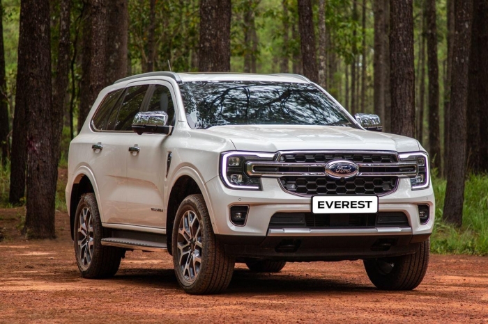 Giá xe Ford Everest lăn bánh giữa tháng 1/2025 kèm ưu đãi hấp dẫn, dễ ‘đè bẹp’ Toyota Fortuner ảnh 1