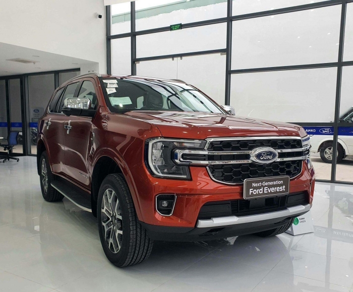 Giá xe Ford Everest lăn bánh giữa tháng 1/2025 kèm ưu đãi hấp dẫn, dễ ‘đè bẹp’ Toyota Fortuner ảnh 3